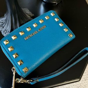 Michael Kors Wristlet Wallet in Aqua